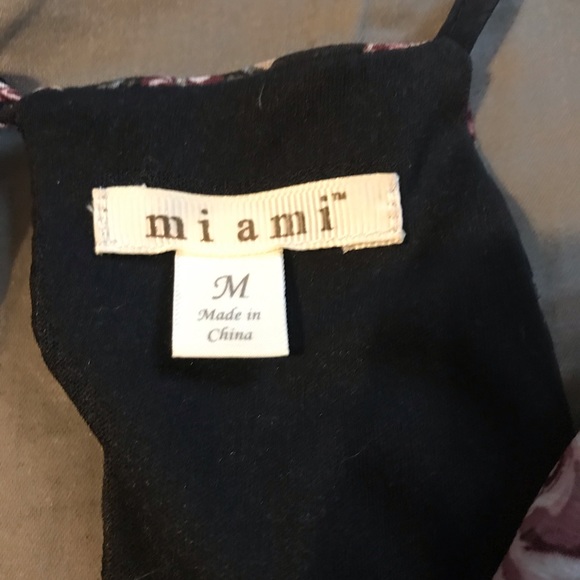 Wore to a wedding, no longer needed - Picture 5 of 5